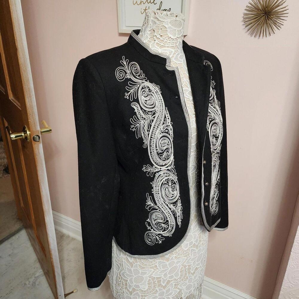 EUC Peter Nygard wool black embroiderd jacket blazer unique fun 8